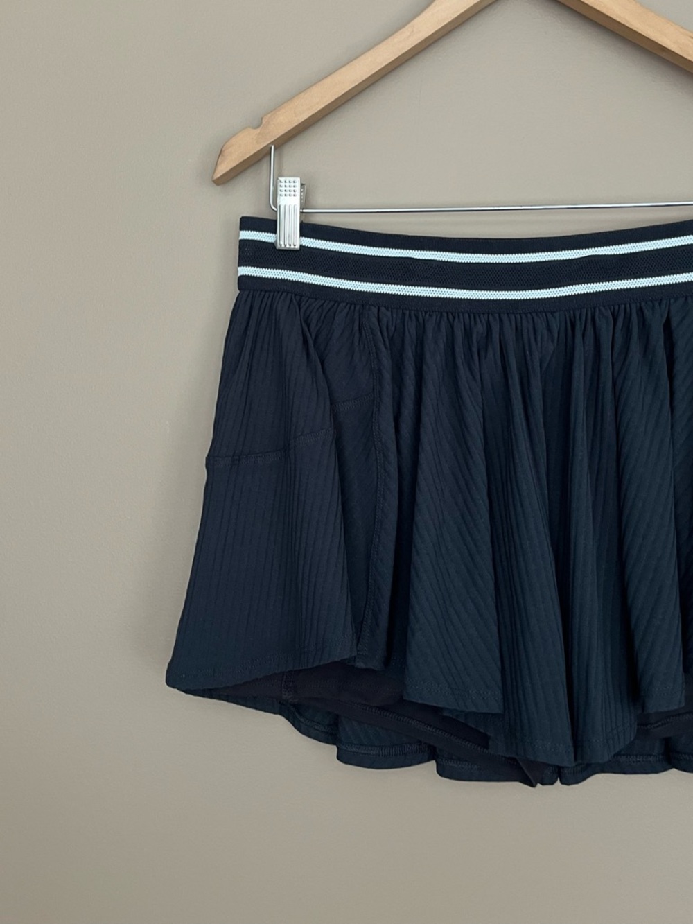 {FP Movement} Sultry Skort in Black - Womens Large - NWT - Picture 3 of 14